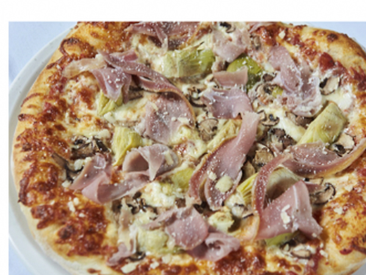 Capri signature pizza
